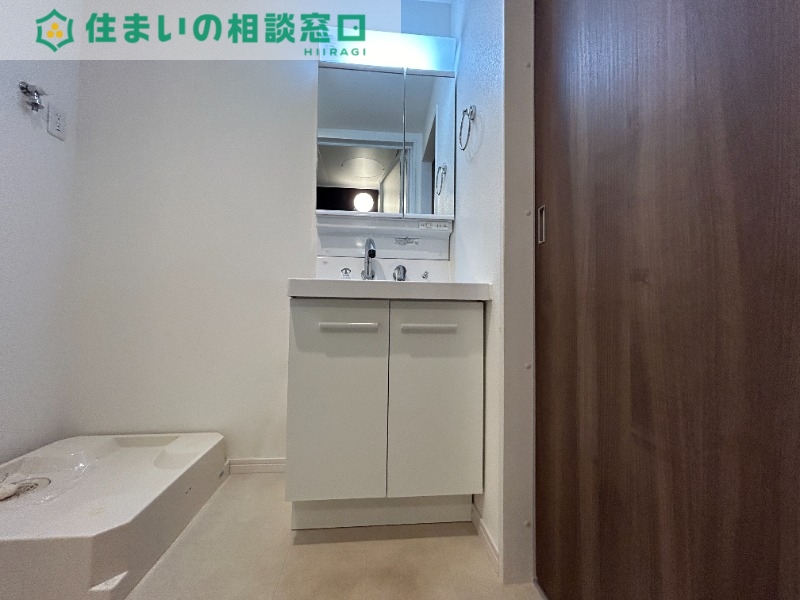 洗面設備　同型