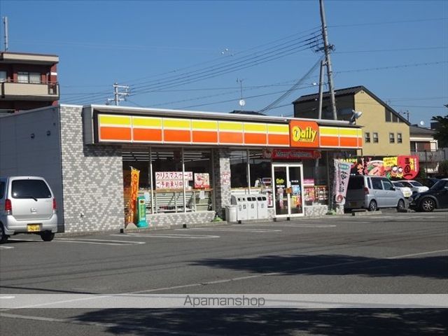 コンビニ　デイリーヤマザキ和歌山黒田店（コンビニ）まで600m