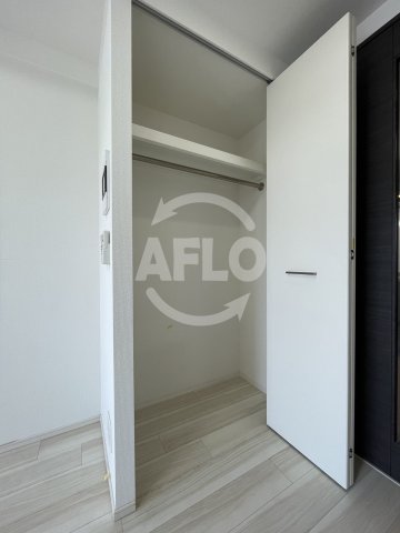 収納　エステムプラザ福島ジェネル　クローゼット