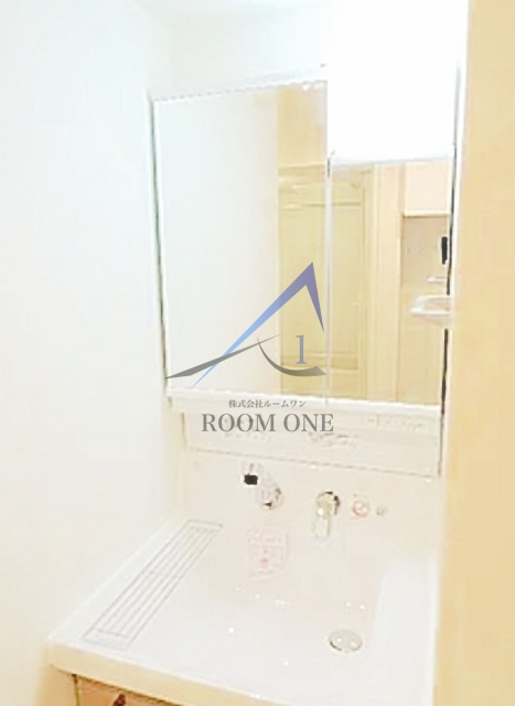 洗面設備　洗面台です。