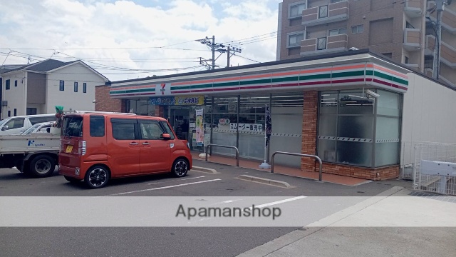 コンビニ　セブン－イレブン福岡的場２丁目店（コンビニ）まで178m