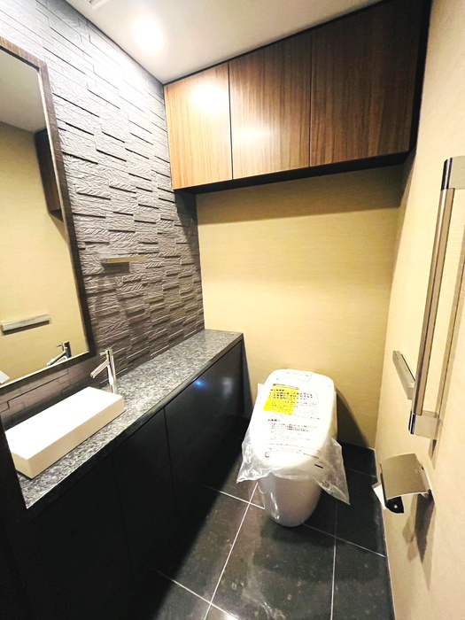 トイレ　別部屋画像参照