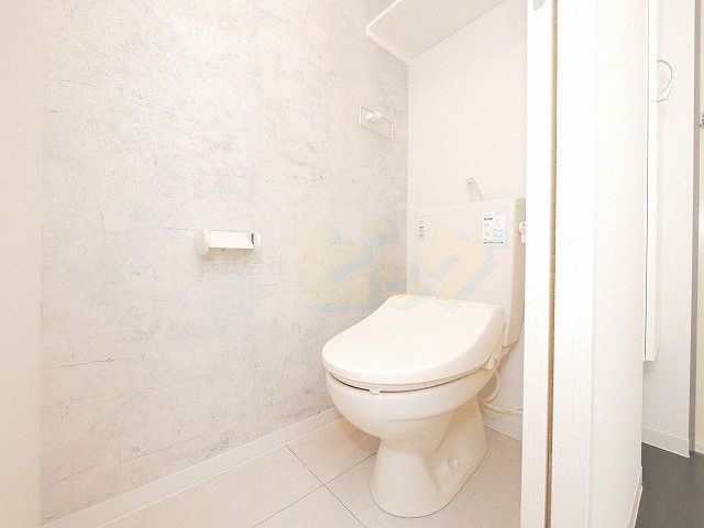 トイレ　ウォシュレット設置済みです！