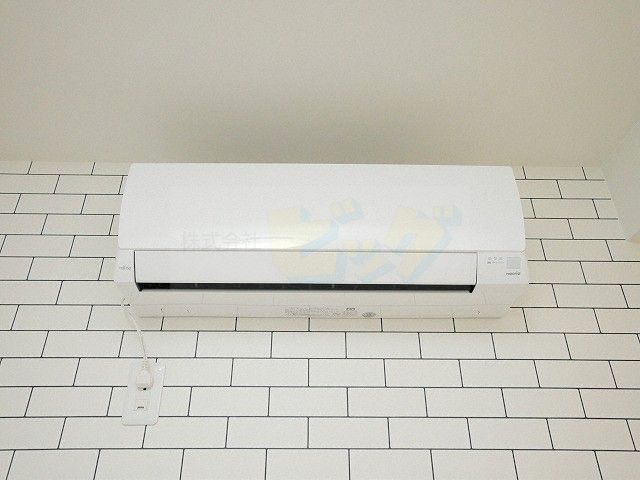 その他設備　夏も快適エアコン付きです♪