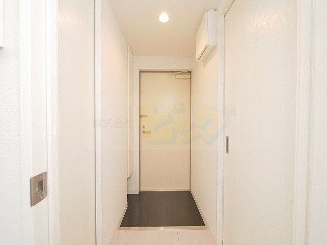 玄関　広々とした玄関です♪