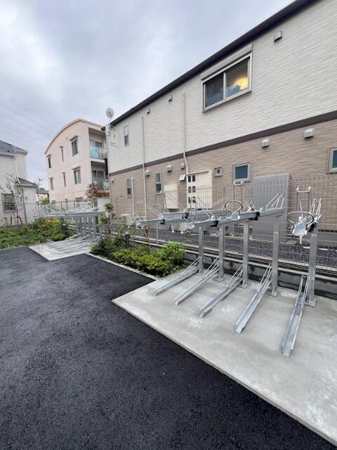 建物外観　※駐輪場