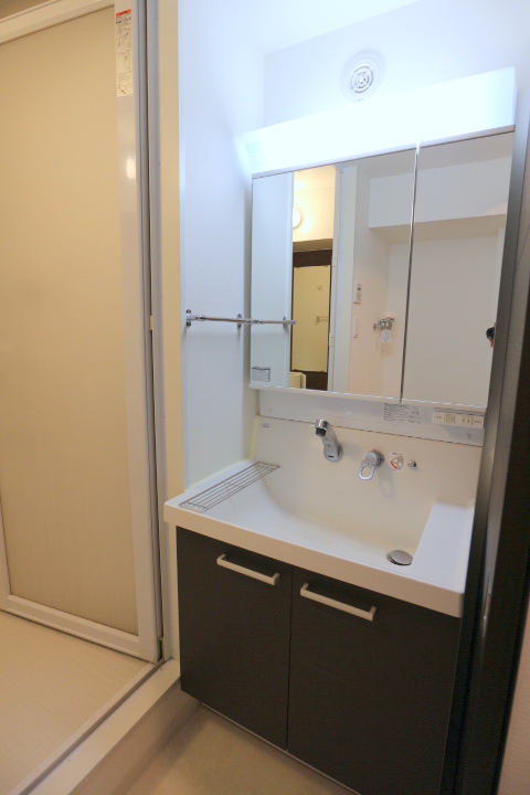 洗面設備　シャンプードレッサーです☆