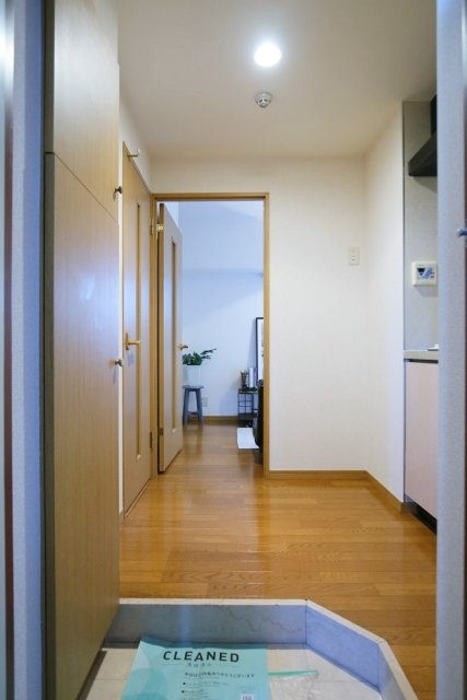 玄関　※家具 小物はイメージです