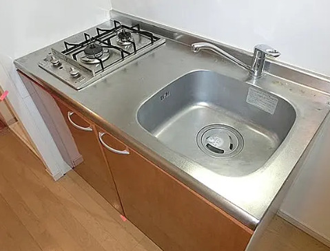 キッチン　別部屋の写真を使用しております。