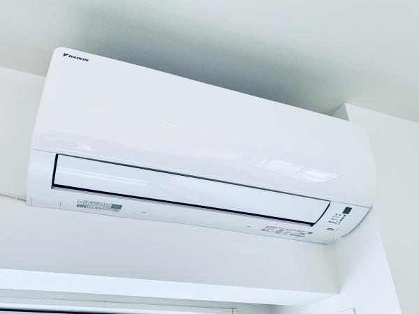 洗面設備　スペースが確保できる洗面所です