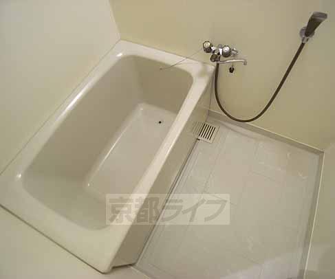 バス・シャワールーム　ゆったりセパレート。