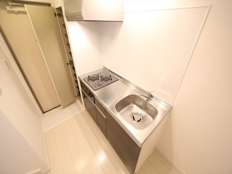 キッチン　システムキッチン（ガス2口コンロ付）