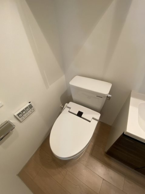 トイレ　別部屋参考写真
