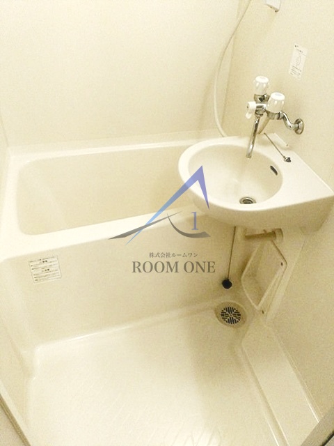 バス・シャワールーム　お風呂です。