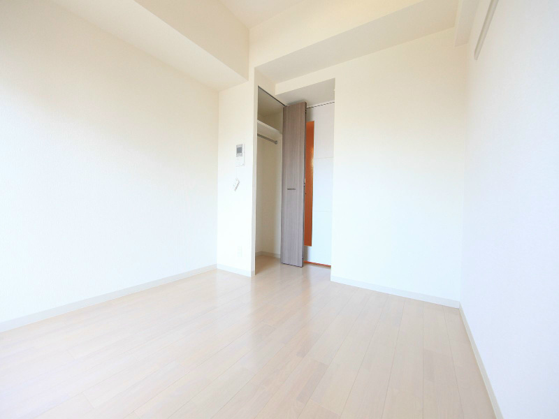 その他部屋・スペース　洋室6.3帖　クローゼット（収納充実してます）