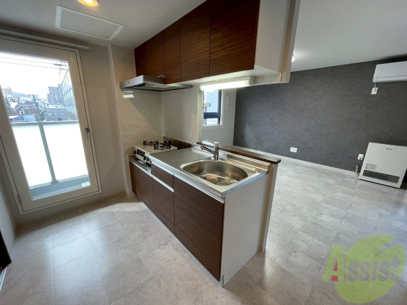 キッチン　ガスコンロが設置されているので購入の必要がありません！