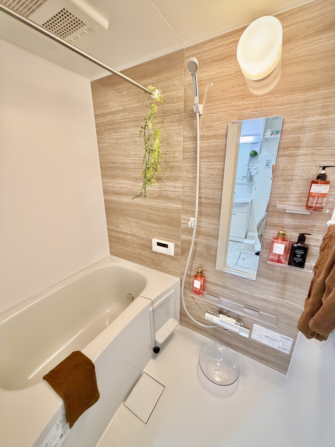 バス・シャワールーム