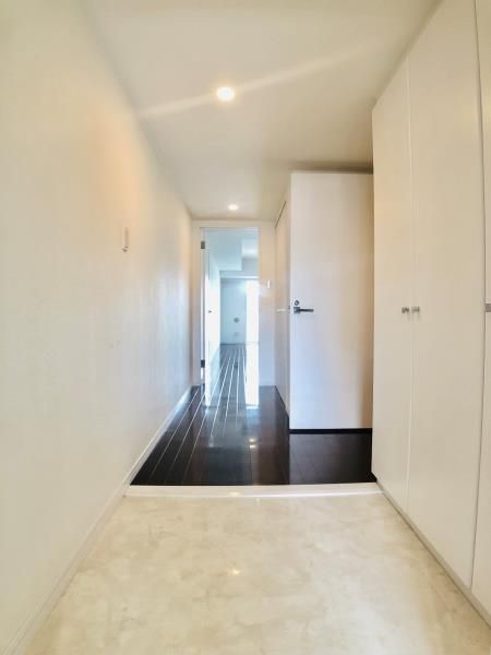 玄関　ゆったりとした玄関です