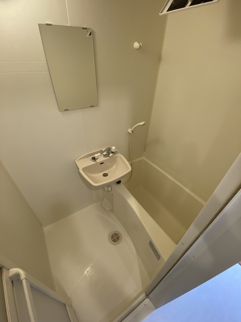 バス・シャワールーム　お掃除も楽ちんですね。