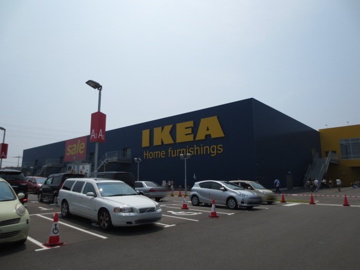ショッピングセンター　IKEA新宮店（ショッピングセンター）まで400m