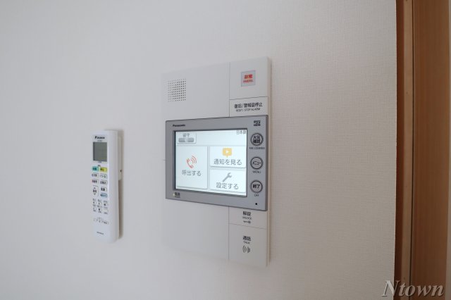セキュリティ　モニター付きインターフォンです。