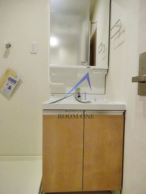 洗面設備　洗面台です。