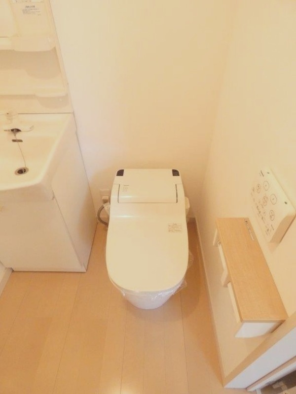 トイレ　図面と現状に相違がある場合には現状を優先