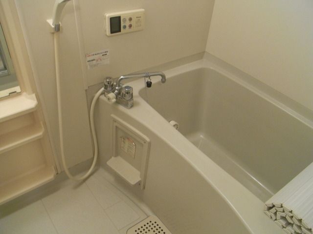 バス・シャワールーム　シューズボックス