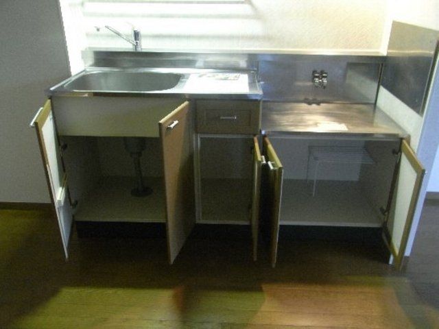 収納　２口ガスコンロ設置可