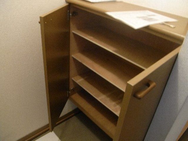 玄関　フローリングの室内