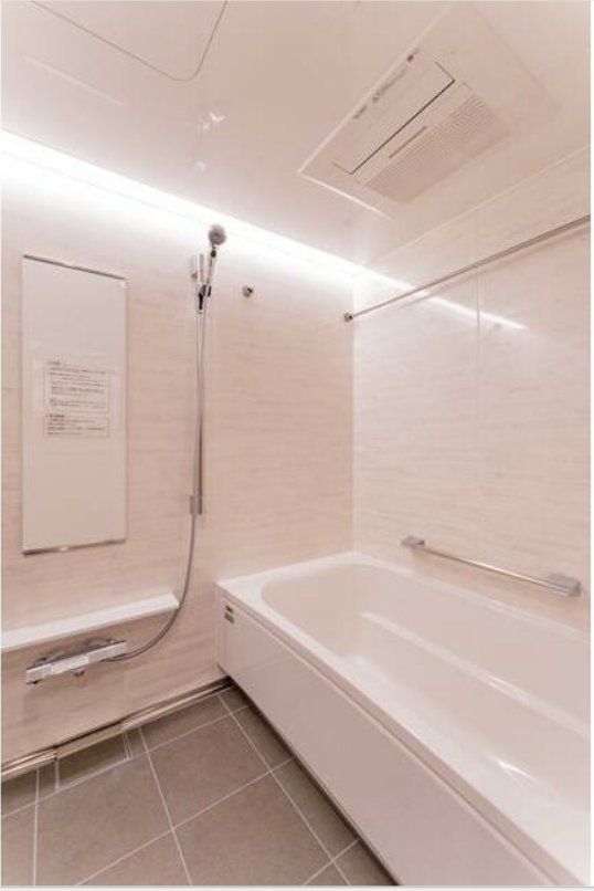 バス・シャワールーム　バス