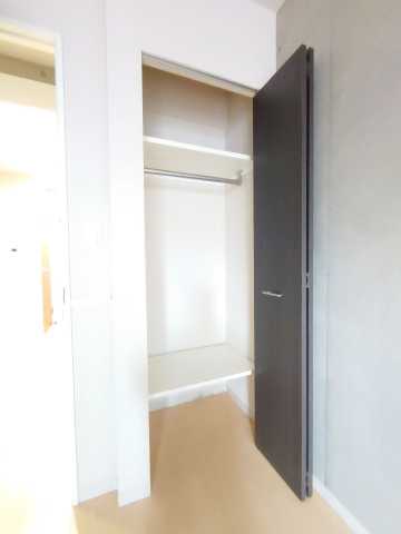 収納　エルスタンザ中野新井