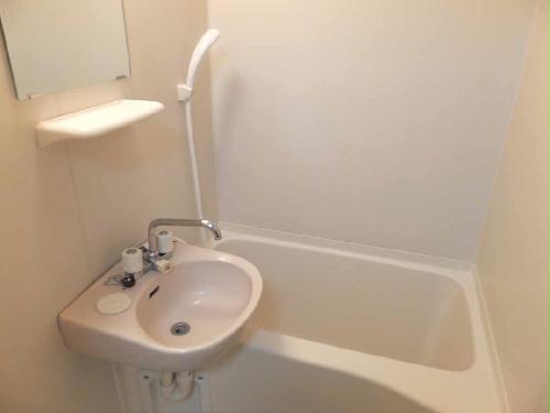 バス・シャワールーム　仕様、設備は現況と異なる場合があります。