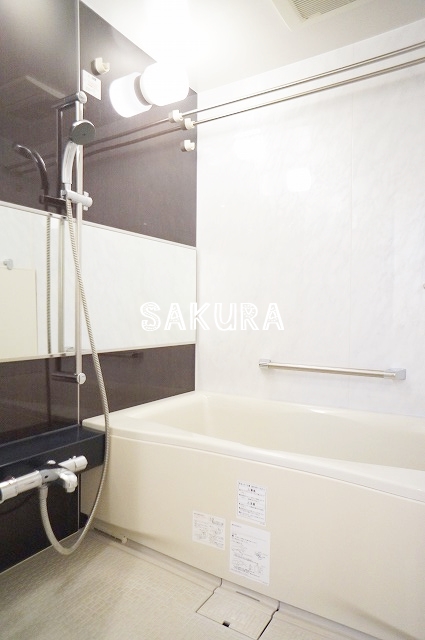 バス・シャワールーム　日々の疲れを癒すお風呂です♪