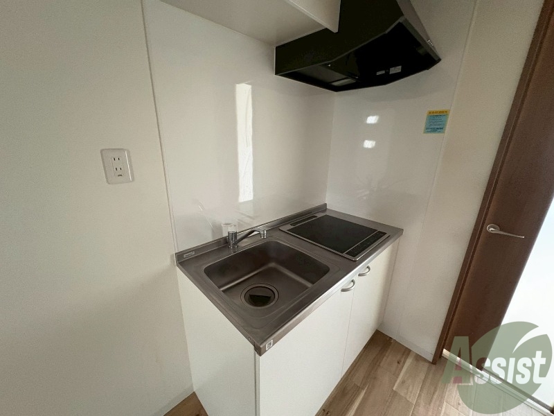 キッチン　キッチンです。シンクが広く使えるのは嬉しいですね。