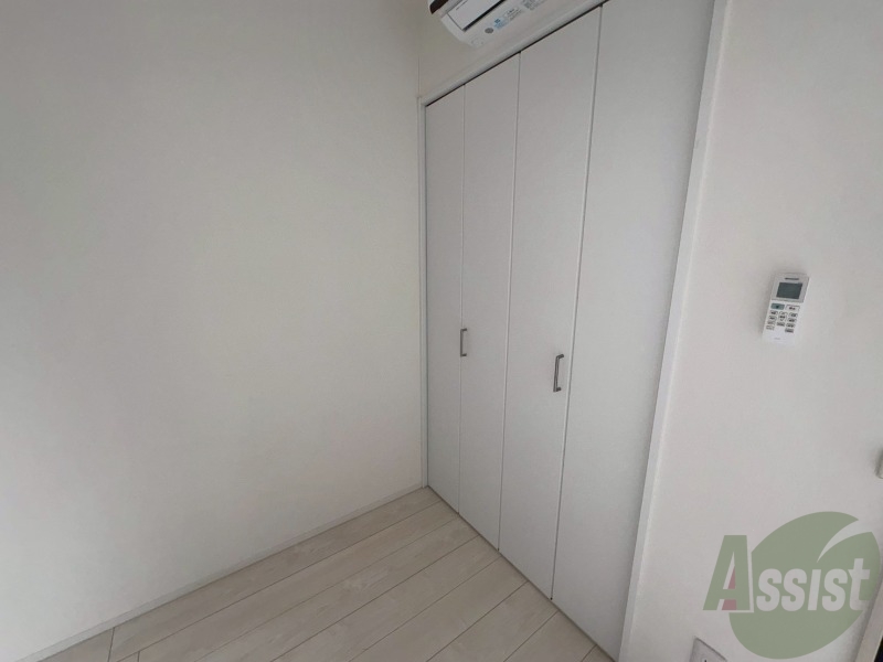 収納　収納は洋服も掛けられるので嬉しいですね。