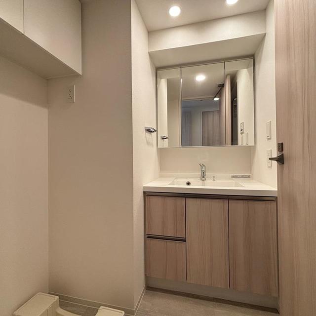 洗面設備　※写真は同タイプ住戸です。