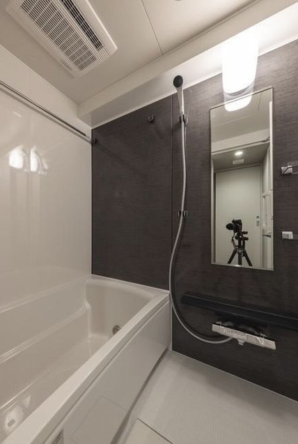 バス・シャワールーム　風呂