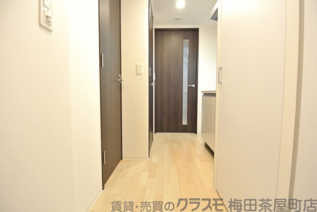 玄関　お一人なら贅沢な広さ