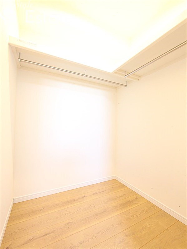 収納　ウォークインクローゼット