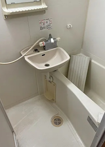 バス・シャワールーム　※別部屋の参考写真です。