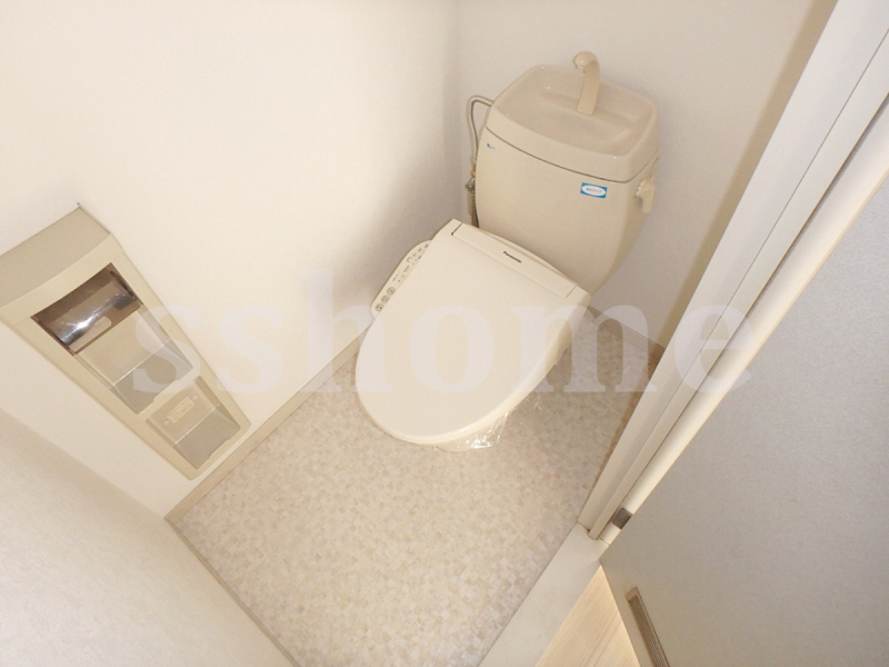 トイレ　温水洗浄便座付きトイレ☆