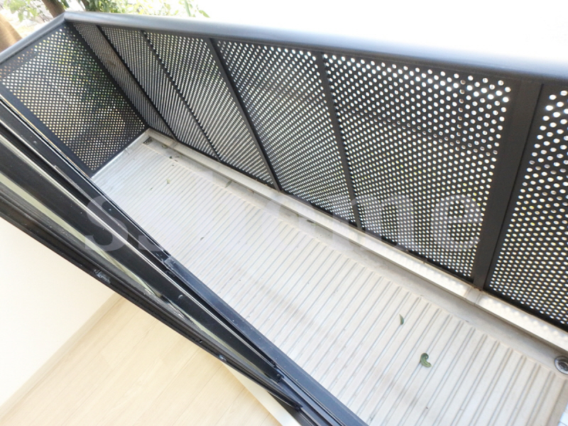 バルコニー　南向き