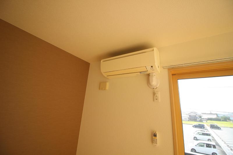 その他設備　エアコン付き