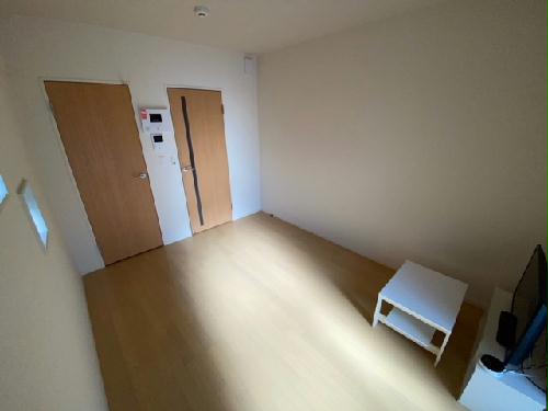 居室・リビング　各階1・2号室　同タイプ