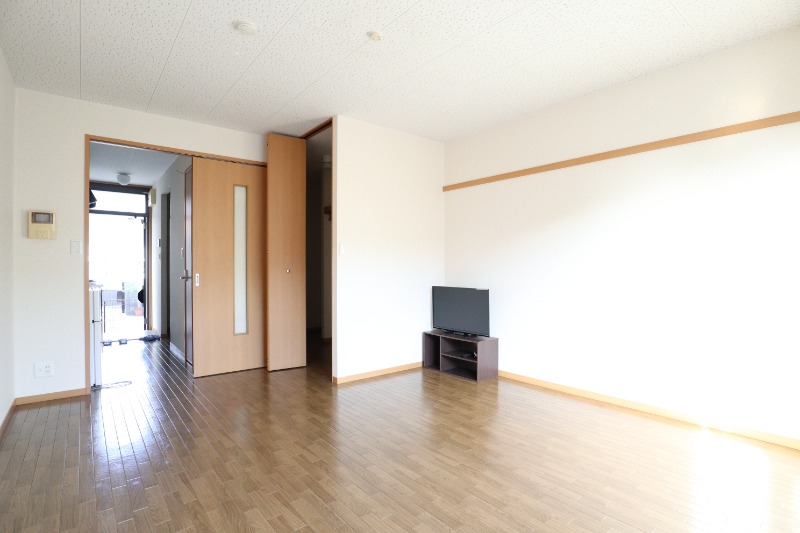 居室・リビング　家電はつきません