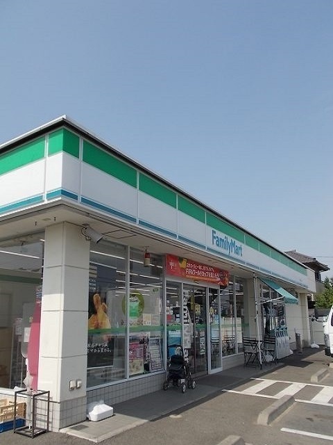 その他　ファミリーマート青梅今寺店まで550m