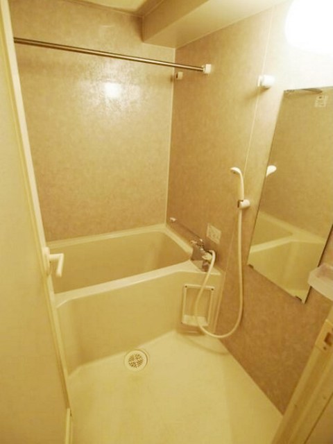 バス・シャワールーム　別部屋同仕様タイプ