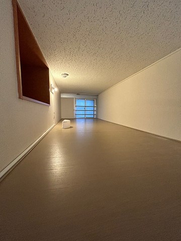 その他部屋・スペース　落ち着いた色調の寝室です