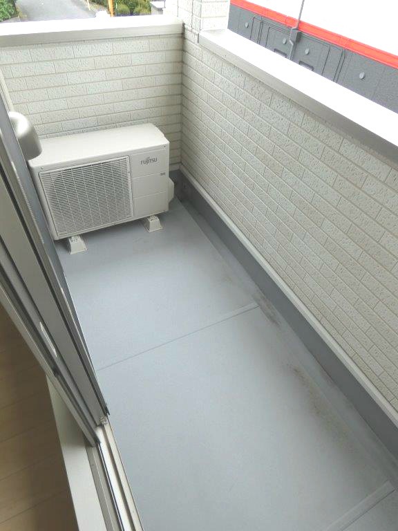 バルコニー　図面と現状に相違がある場合には現状を優先